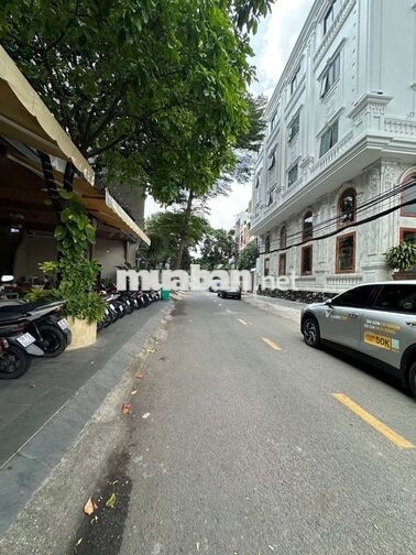 GÓC 2 MẶT TIỀN 900m2 SIÊU DÒNG TIỀN ngay AEON TÊN LỬA. Giá 7x Tỉ