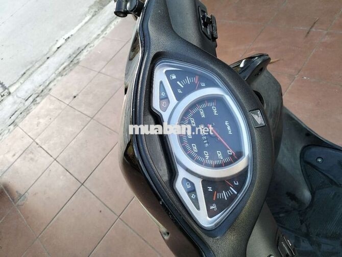 Honda Lead Đen