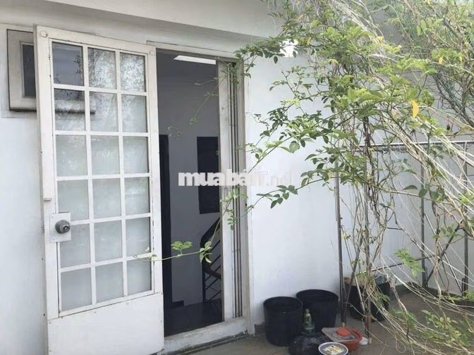 Cho thuê nhà ở kết hợp kinh doanh 