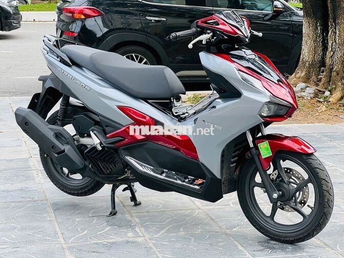 Honda Air Blade 125 Đỏ Xám 125fi xe đẹp mới 99.9%