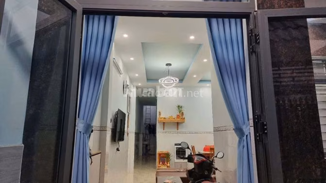 Bán Nhà Tặng Kèm Nội Thất, Gần Siêu Thị BigC, Sát Bên KDC An Hưng Phát