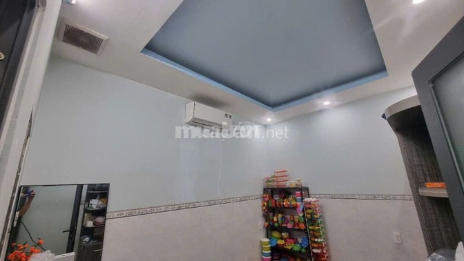 Bán Nhà Tặng Kèm Nội Thất, Gần Siêu Thị BigC, Sát Bên KDC An Hưng Phát