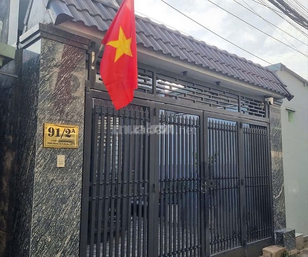 Bán Nhà Tặng Kèm Nội Thất, Gần Siêu Thị BigC, Sát Bên KDC An Hưng Phát