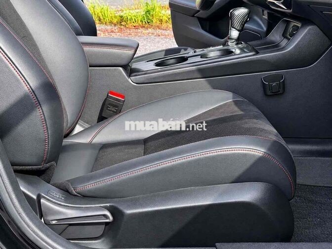 Honda Civic 2.0 HEV Hybrid 2024 Đen 5 vạn km