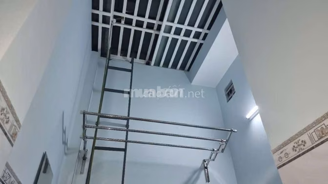 Bán Nhà Tặng Kèm Nội Thất, Gần Siêu Thị BigC, Sát Bên KDC An Hưng Phát