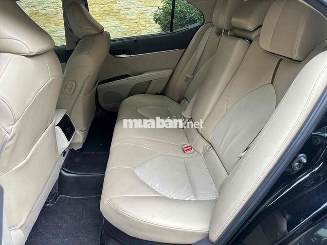 Toyota Camry HEV Hybrid 2024 Đen Hybrid 25.000 km