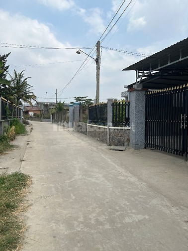 Chính chủ bán đất thổ cư, ngay trung tâm hành chính Hậu Nghĩa, Long An