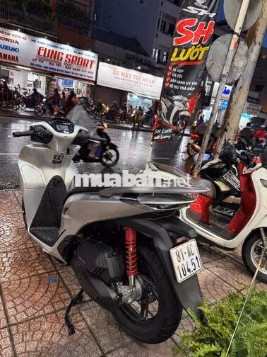 Honda SH125 ABS 2026 Bạc Potcher 2.000 KM