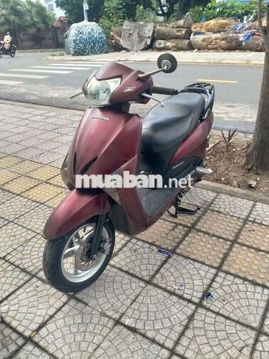 Honda Lead 2012 màu Đỏ