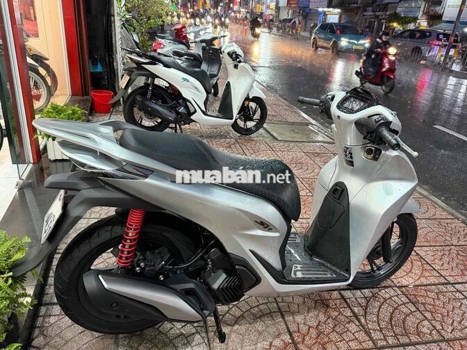 Honda SH125 ABS 2026 Bạc Potcher 2.000 KM
