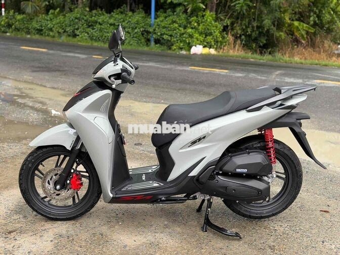Honda SH 125i ABS 2026 Xám 49 km