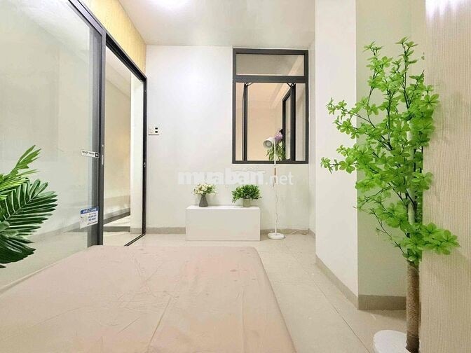 CĂN HỘ VUÝP 2PN TRẦN HƯNG ĐẠO Q5, BAN CÔNG TÁCH BẾP, CUỐI THÁNG 9TRỐNG