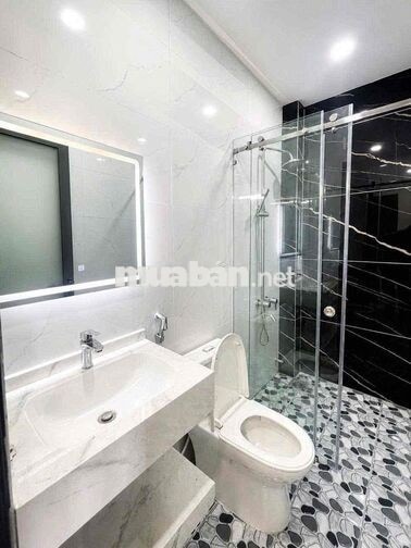 STUDIO BAN CÔNG FULL NỘI THẤT CAO CẤP - MÁY GIẶT RIÊNG SIÊU ĐẸP GẦN Q5