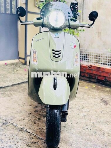 Piaggio Vespa GTS 125cc 2015 Xanh bơ 18580 km