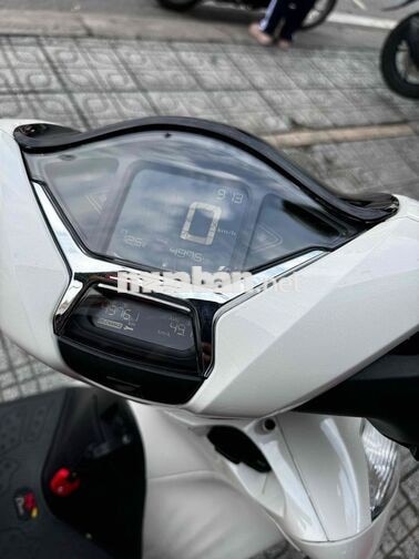 Honda SH 125i 2025 Trắng siêu lướt odo 4k zin 100%