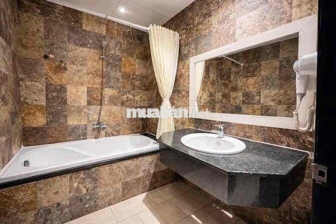 Phòng studio, ban công_diện tích 40m2_hẻm 1 Hoa Lan