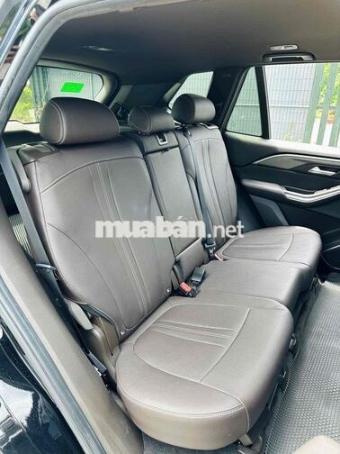 VinFast Lux SA Base 2.0 Turbo sản xuất 2021
