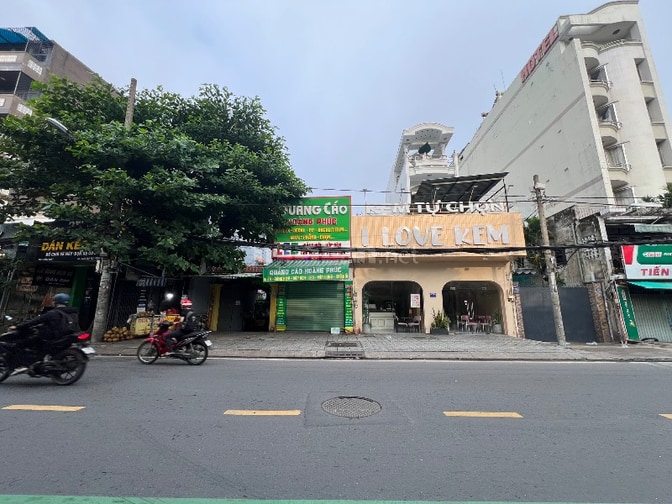 Bán nhà 750m2 số 251-253-253A-255-257 Thống Nhất, P11, Q.Gò Vấp