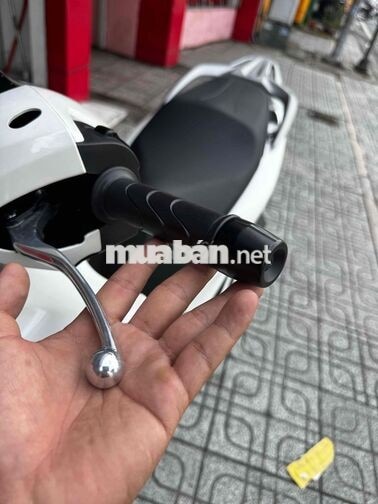 Honda SH 125i 2025 Trắng siêu lướt odo 4k zin 100%