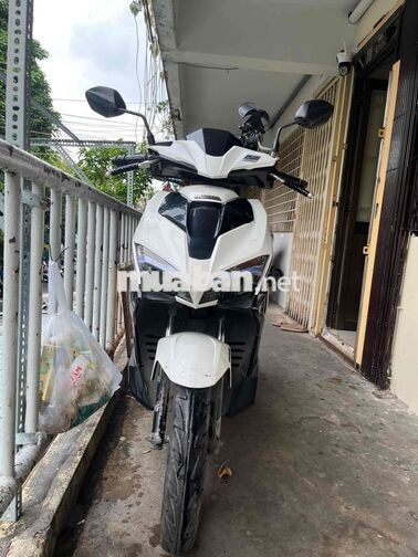 Honda Air Blade Trắng đen Xe tay ga