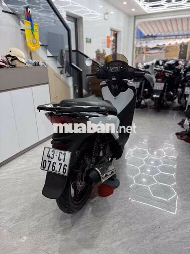 Honda SH Ý màu Trắng