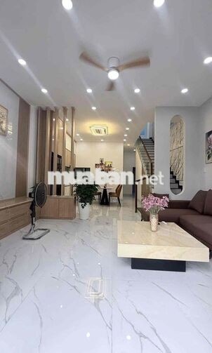 Bán nhà full NT cao cấp cạnh Kcn VSIP3