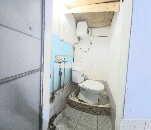 phòng trọ 2 triệu tầng 2 thoáng mát đủ giường tủ nóng lạnh vskk