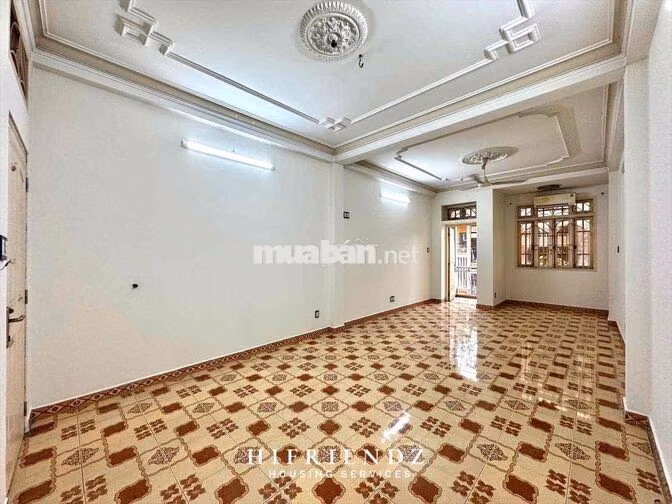 PHÒNG TRỌ SIÊU RỘNG 45m2 sẵn tủ lạnh, máy lạnh, nệm gần các Trường ĐH