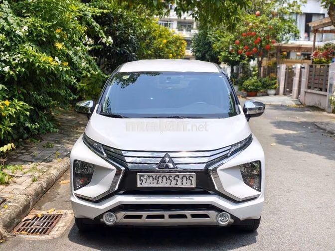 Mitsubishi Xpander 1.5 AT 2019 Trắng ngọc trai