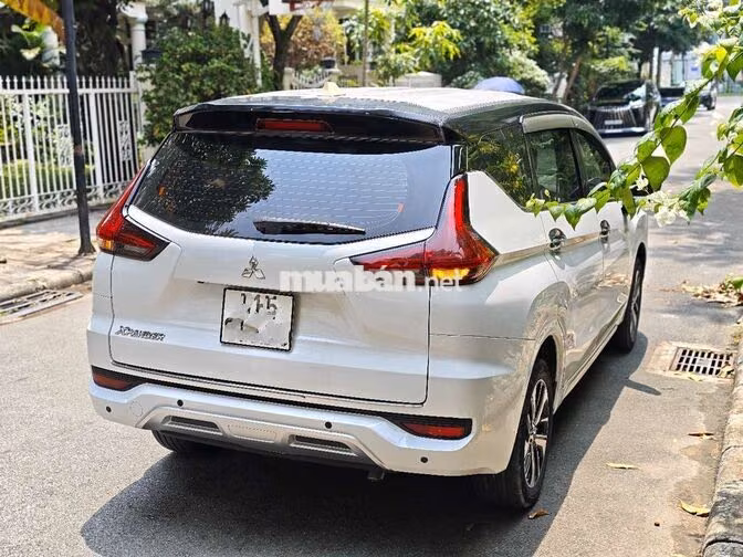 Mitsubishi Xpander 1.5 AT 2019 Trắng ngọc trai