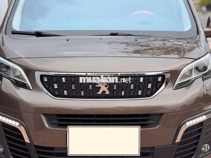 Peugeot Traveller Luxury 2019 Nâu
