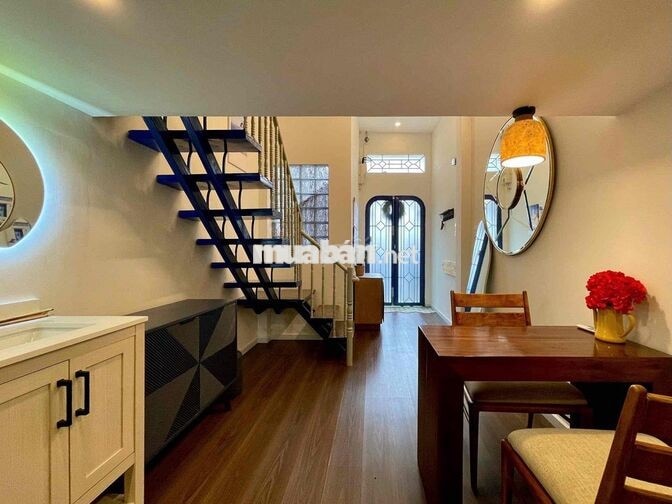 CHO THUÊ CĂN HỘ CÓ GÁC CÓ CHO HOMESTAY FULL NỘI THẤT CAO CẤP TRUNG TAM