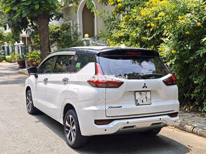 Mitsubishi Xpander 1.5 AT 2019 Trắng ngọc trai