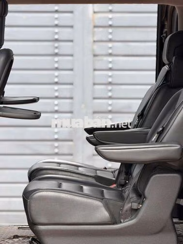 Peugeot Traveller Luxury 2019 Nâu
