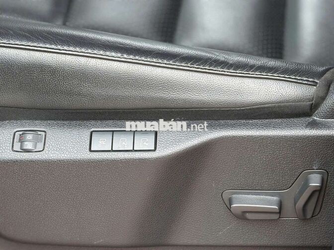 Peugeot Traveller Luxury 2019 Nâu