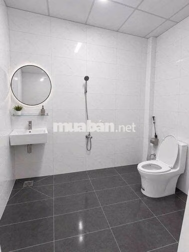 🏡32TR-7.6x20M-1LẦU-HẺM XE TẢI-ĐIỆN 3PHA-NGUYỄN HỚI, BT GẦN BX MIỀN TÂY