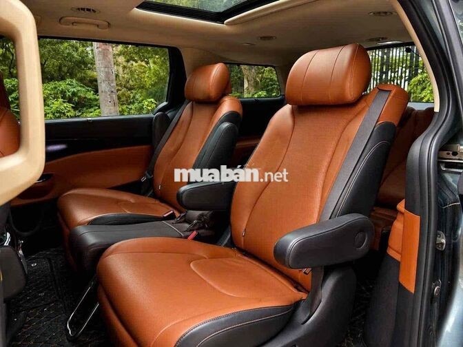 KIA Carnival 2.2 Sig 2022 Xanh