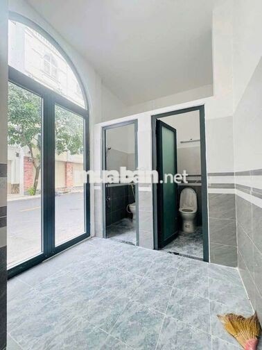 GÓC 2 MẶT TIỀN KINH DOANH - 8X20 - 20TR