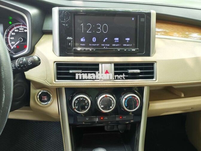 Mitsubishi Xpander 1.5 AT 2019 Trắng ngọc trai
