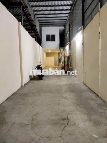 CHO THUÊ NHÀ MẶT TIỀN ĐƯỜNG PHAN HUY ÍCH 4X28,5M CẤP 4 THÔNG SUỐT