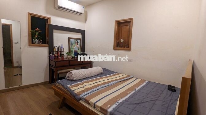 CHO THUÊ NHÀ RIÊNG NỘI THẤT GỖ – PHƯỜNG TÂN SƠN NHÌ