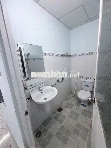 [Nhà NC] Hẻm Xe Tải - 4,2 x 20m 2 Phòng Ngủ 2 WC