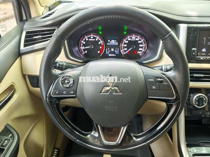 Mitsubishi Xpander 1.5 AT 2019 Trắng ngọc trai