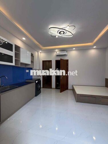 Studio ban công full nội thất máy giặt riêng mới khai trương
