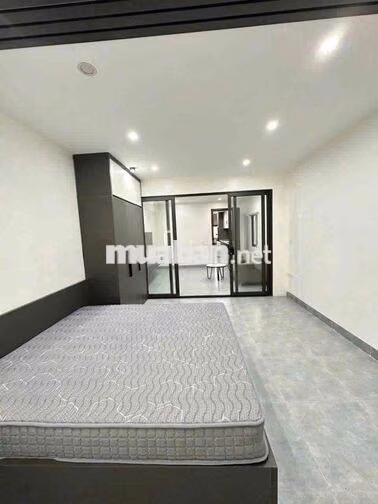 Phòng 40m2_1PN 1 phòng khách, nội thất cơ bản_ hẻm 139 Phan Đăng Lưu