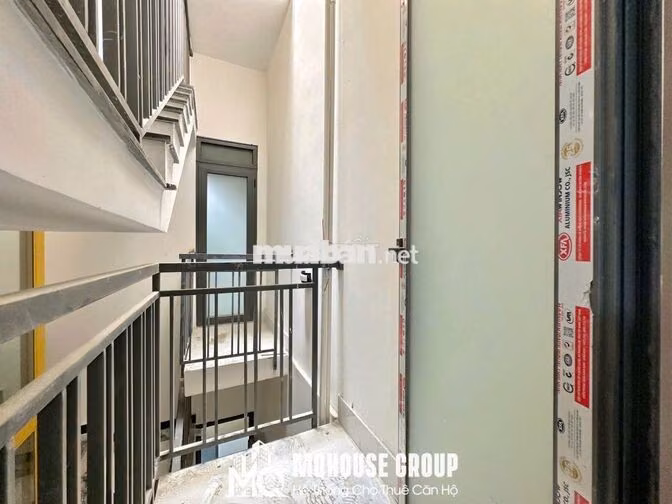 CH duplex mới 100% sát gò vấp gần đh NTTU,VLU thang máy, m_giặt riêng!