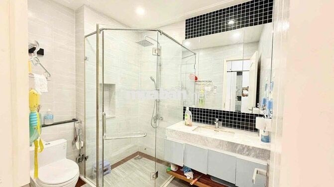 Nhà HXH Nguyễn Oanh (4x16m) 2Lầu 4PN Có Nội Thất 18tr