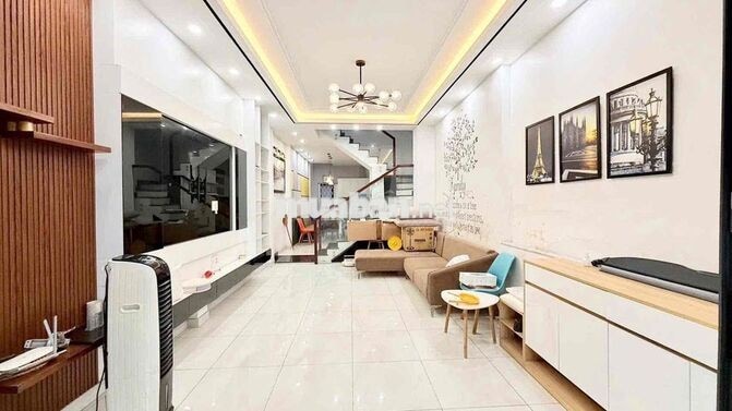 Nhà HXH Nguyễn Oanh (4x16m) 2Lầu 4PN Có Nội Thất 18tr