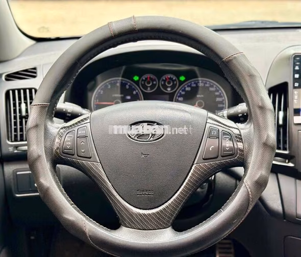 Hyundai i30 CW 2010 Bản đặc biệt Số tự động Bạc