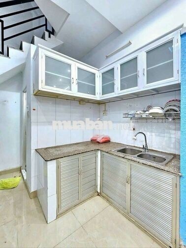 CHO THUÊ NHÀ SÁT HẺM XE HƠI GIÁ RẺ 